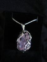 Load image into Gallery viewer, &lt;b&gt;No. 38 &lt;/b&gt; Sterling Silver and Rose Quartz inner (Rotates)
