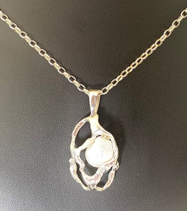 <b>No. 73</b> Sterling silver and white flat fresh water pearl pendant