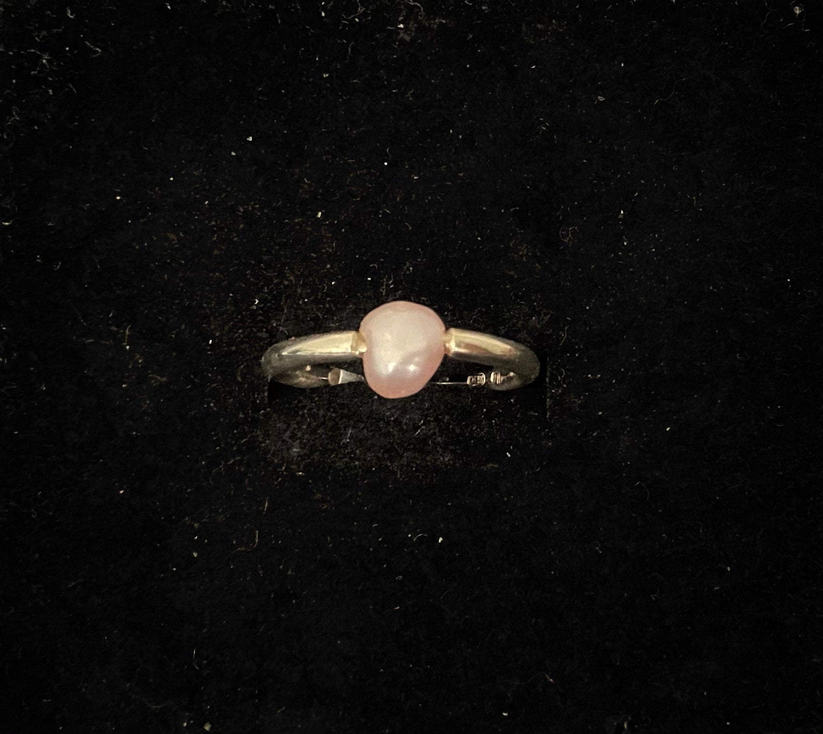 <b>No. 45 </b> sterling silver and pink freshwater pearl wire ring